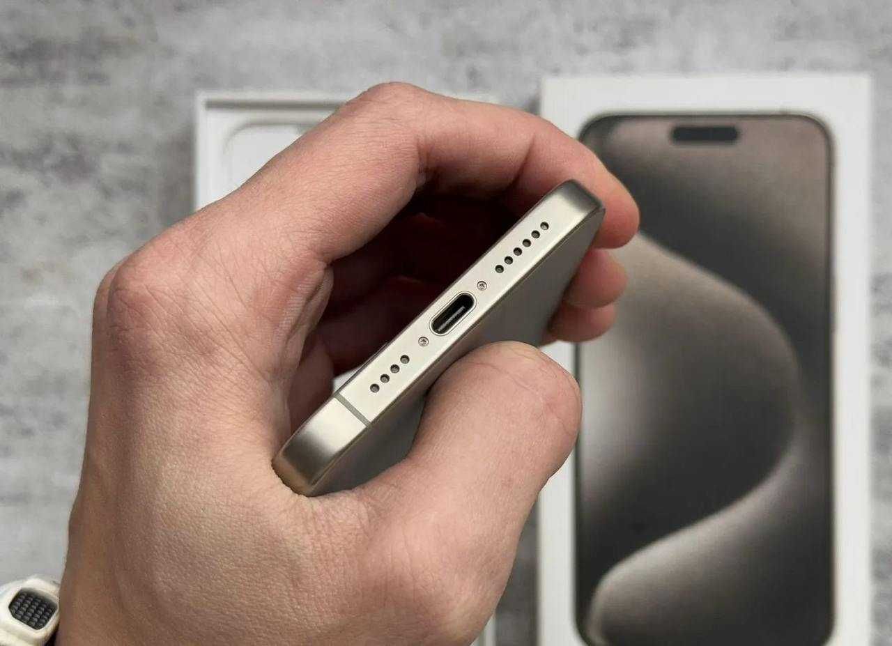 iPhone 15 Pro Max, 256 ГБ