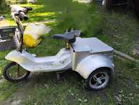 Pojazd motorek akumulator