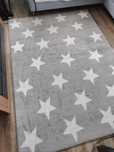 Dywan 160x220 w gwiazdki