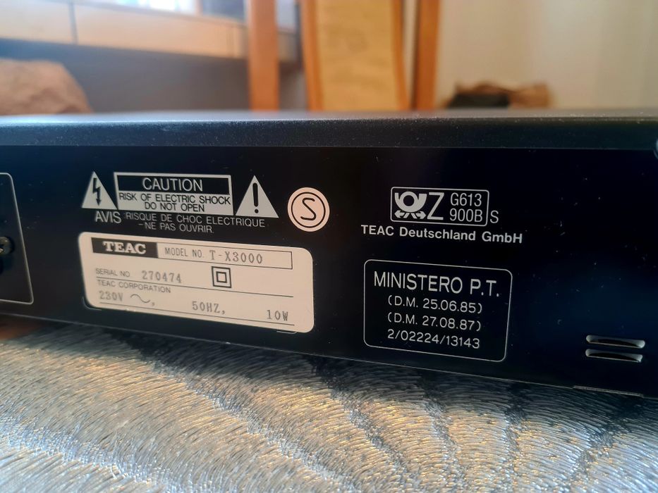 Tuner Teac T-X3000 ładny stan
