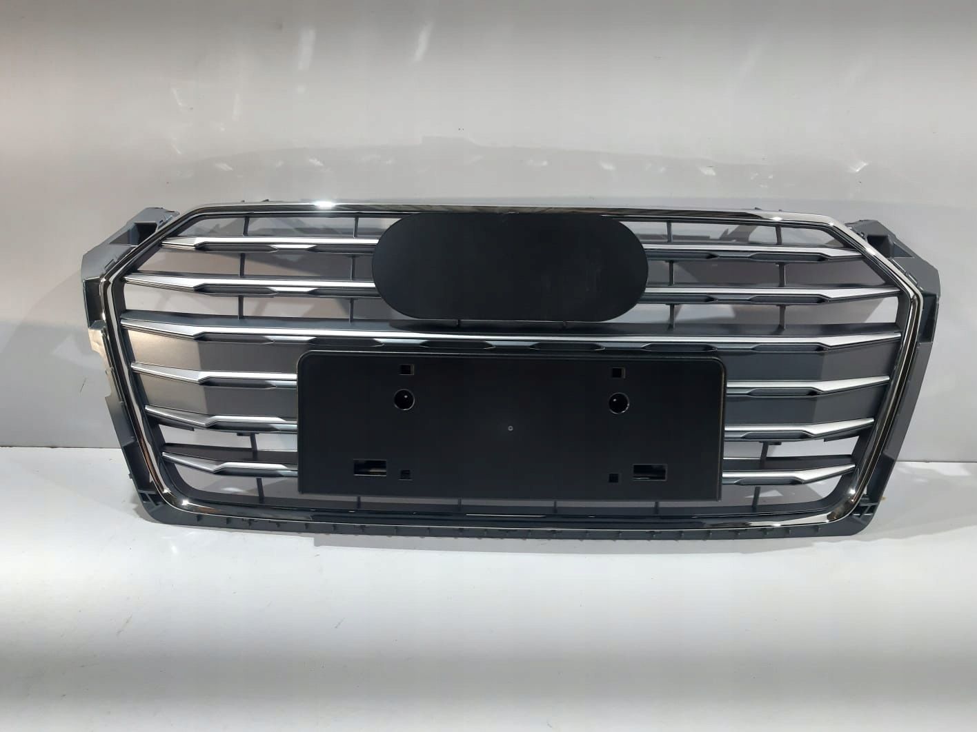 Audi A5 8W s line atrapa / grill   13048