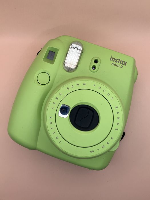 Камера швидкого друку Instax Mini 9