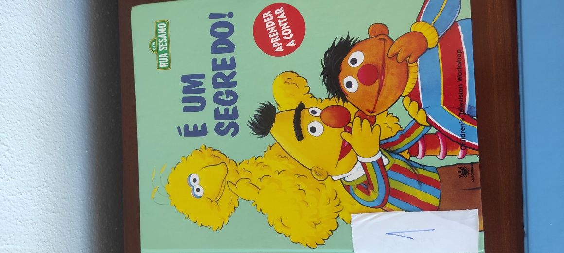 Conjunto de livros