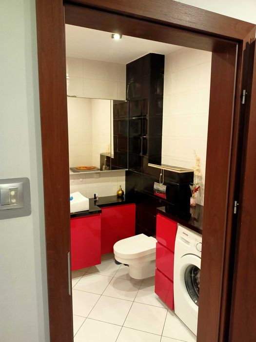 Wynajmę mieszkanie Piastowska środkowe niskie koszty.