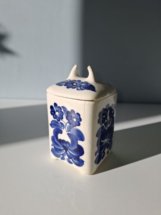 Małe pudełko do przechowywania fajans Włocławek