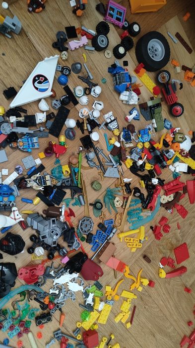 LEGO różne (Bionical, Cartoon Network)