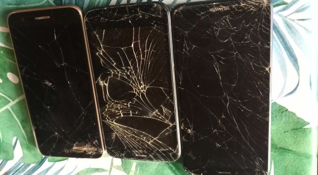 Uszkodzone telefony dotykowe