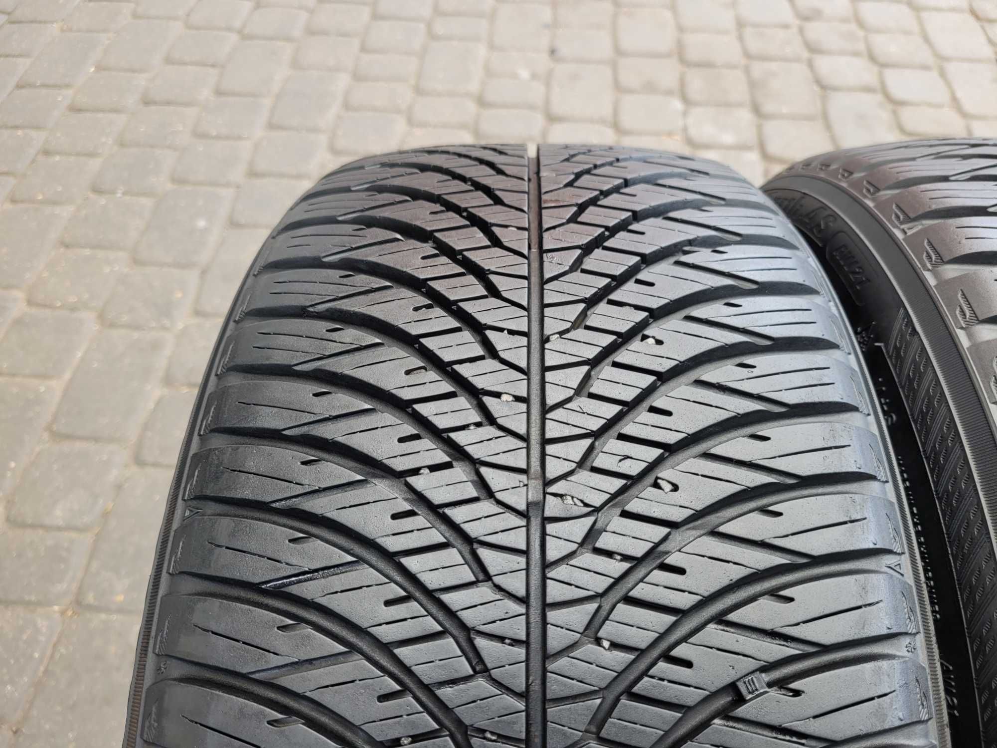 225 /40  R 18  Yokohama     Całoroczne