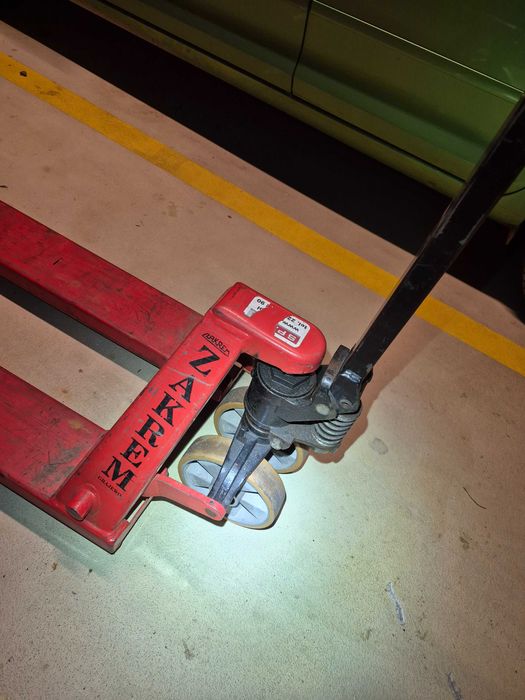 Paleciak ZAKREM 2300kg długie widły 120cm