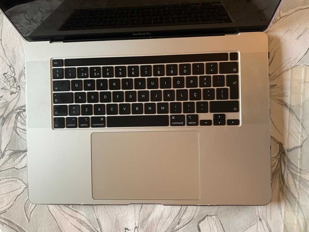 COMO NOVO - MacBook Pro 16" 16Gb Ram 1TB SSD 8-Core Intel Core i9