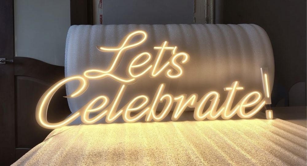 Neon Urodzinowy „Happy Birthday”/ Napisy świecące ledowe