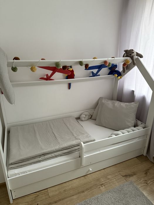 Łóżeczko domek 180x80 cm dwuosobowe + materace