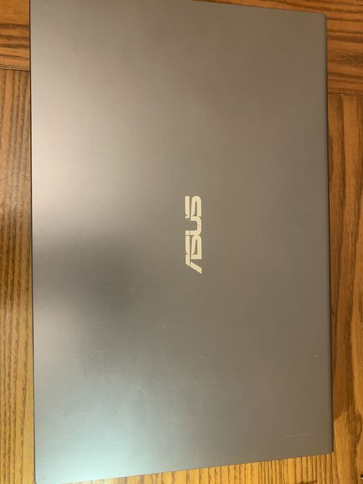 Asus M515D не включается