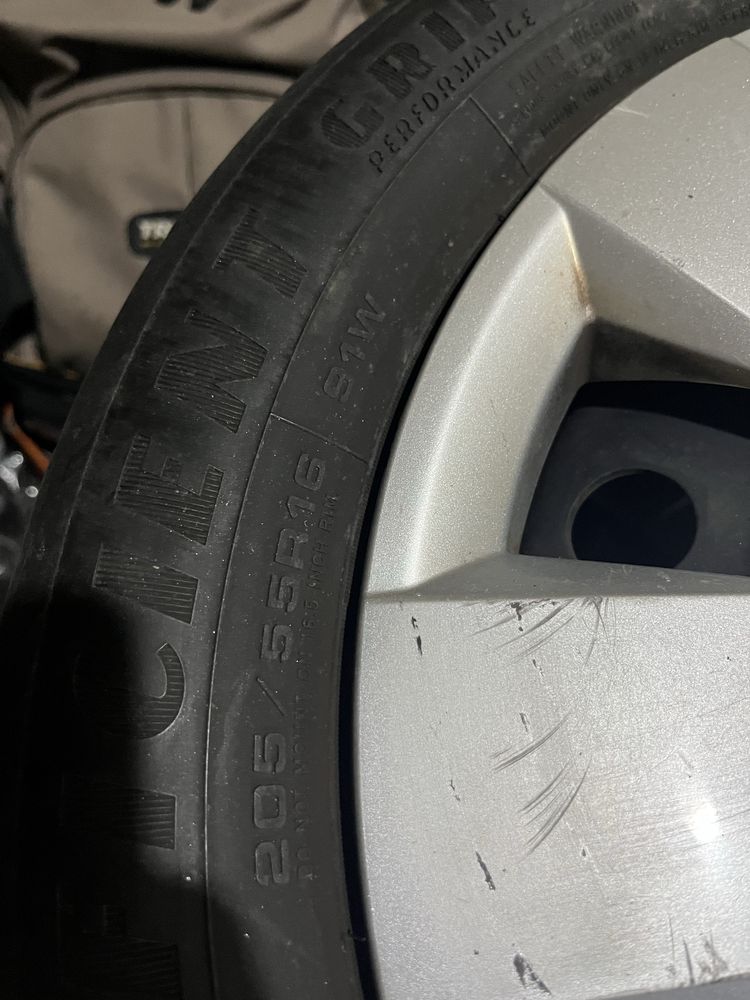 Jantes ferro Toyota 16” 205/55/R16
