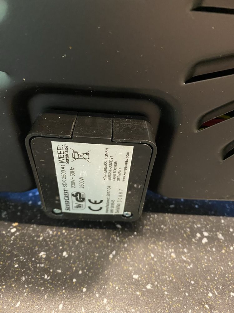 Dwupalnikowa kuchenka elektryczna 2500W