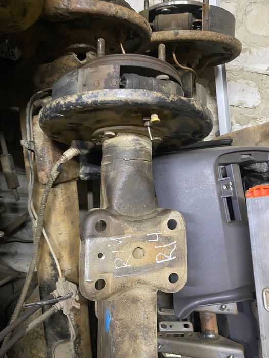 Мост 2-5 Форд Транзіт 2-5 1992-2000 рік р14 r14r 2.5