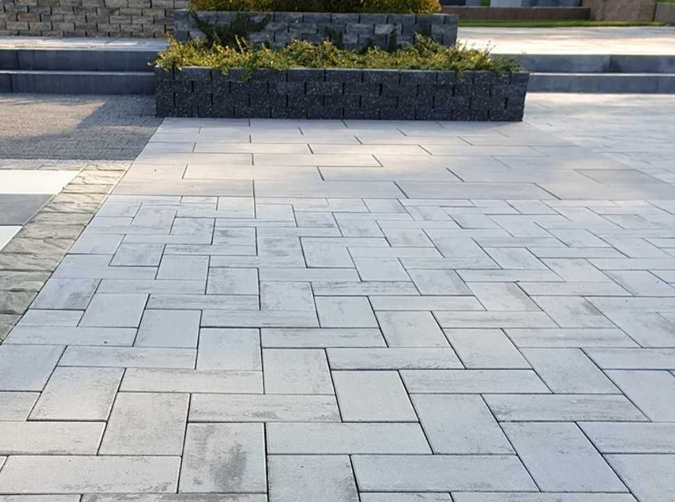 Ekipa Brukarska z Doświadczeniem – Szybko i Rzetelnie