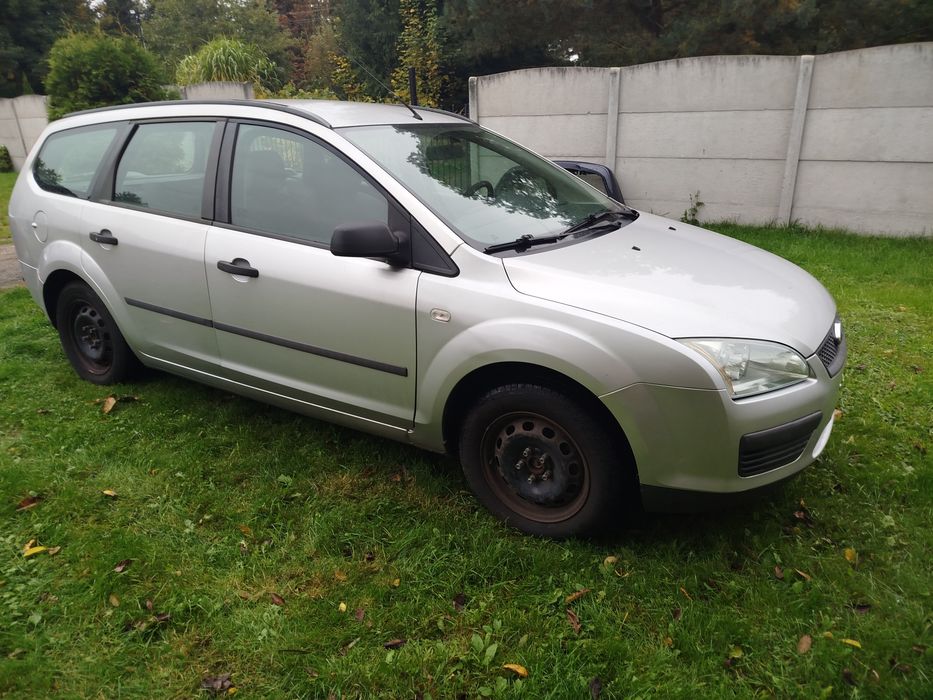 Ford Focus 1.6 benzyna
