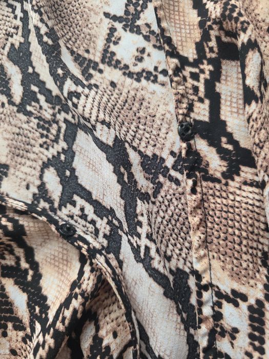 Kopertowe body koszulowe w skórę węża motyw zwierzęcy