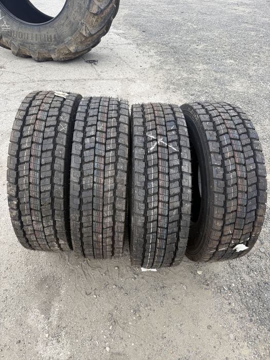 Opony 235/75R17.5 SEMPERIT NOWE