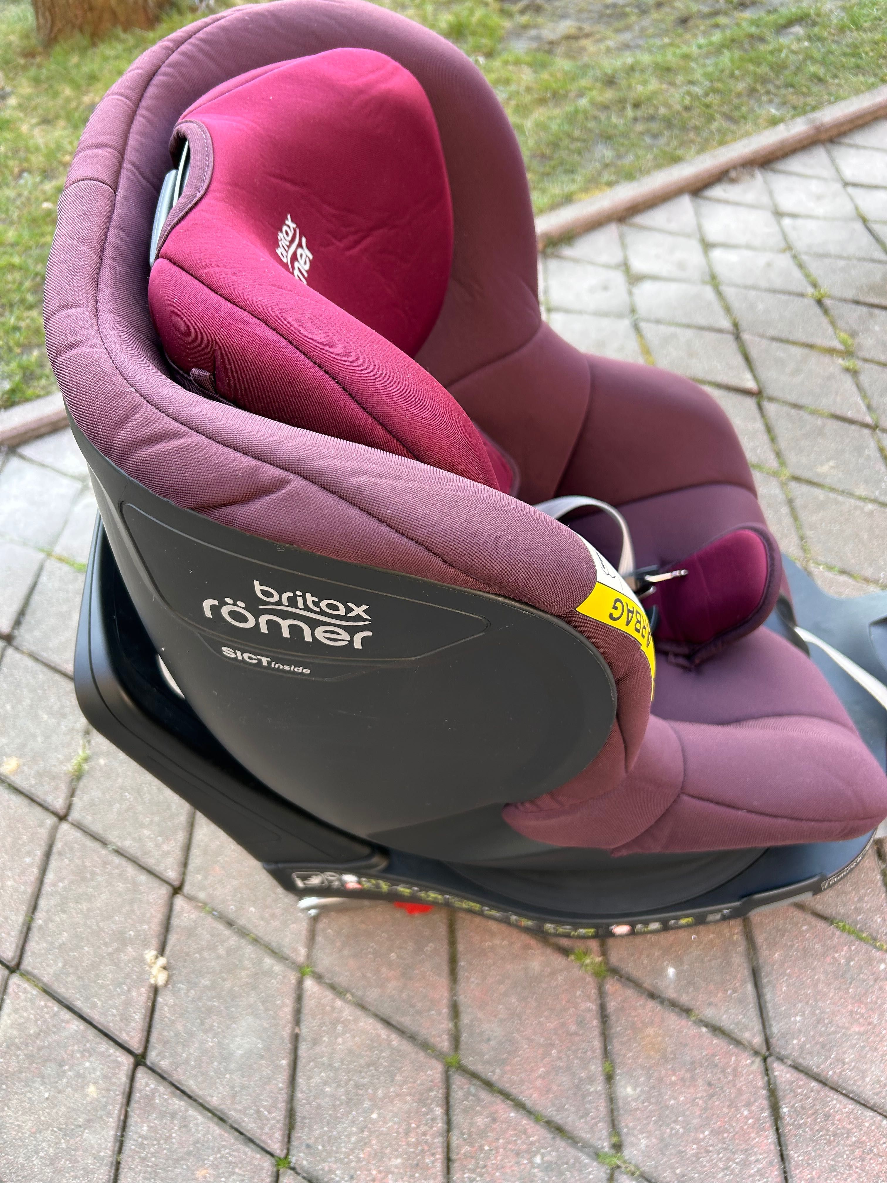 Britax Romer Dualfix M i-Size burgundy red