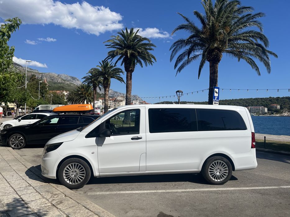 Wynajem bus busa Mercedes Vito Tourer 9 osobowy auta wypożyczenie