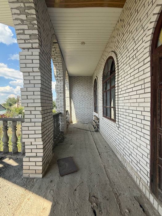 Продається недобудований 3-пов. будинок в м. Корсунь-Шевченківський