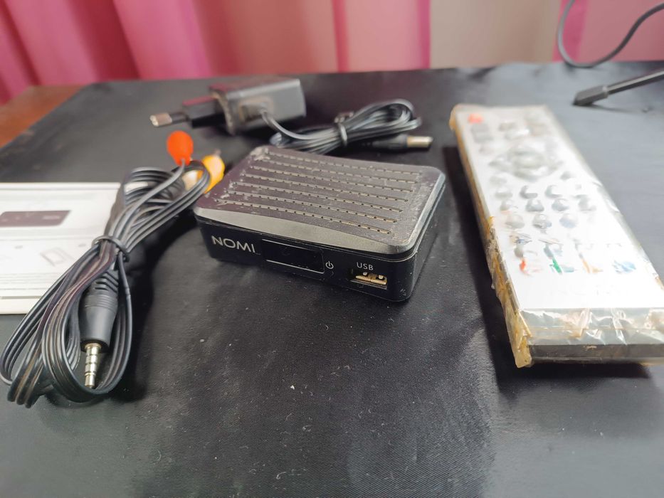 Продам TV Цифровой ресивер TV-Tuner Nomi T201