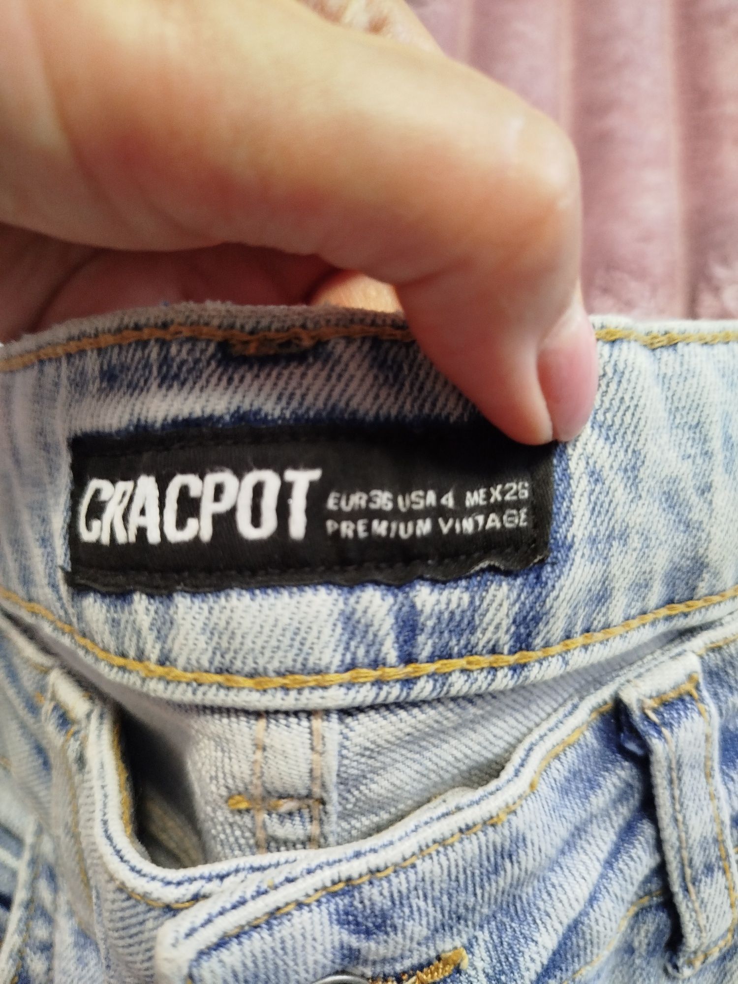 Продам джинси жіночі