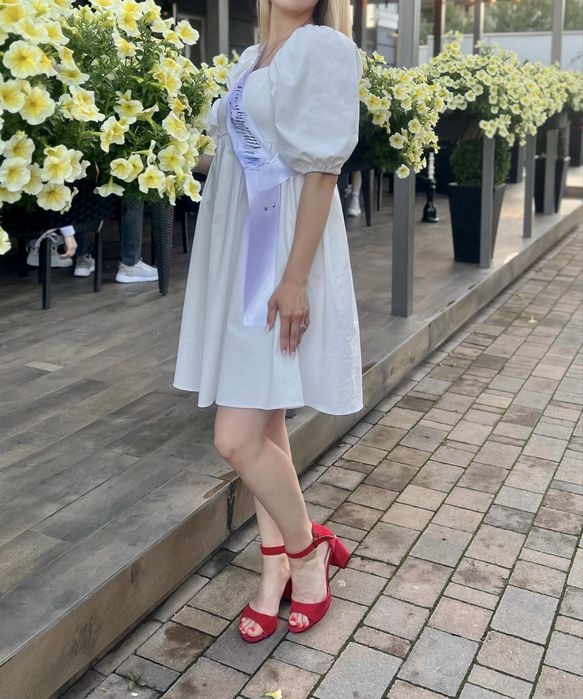 Сукня літня біла