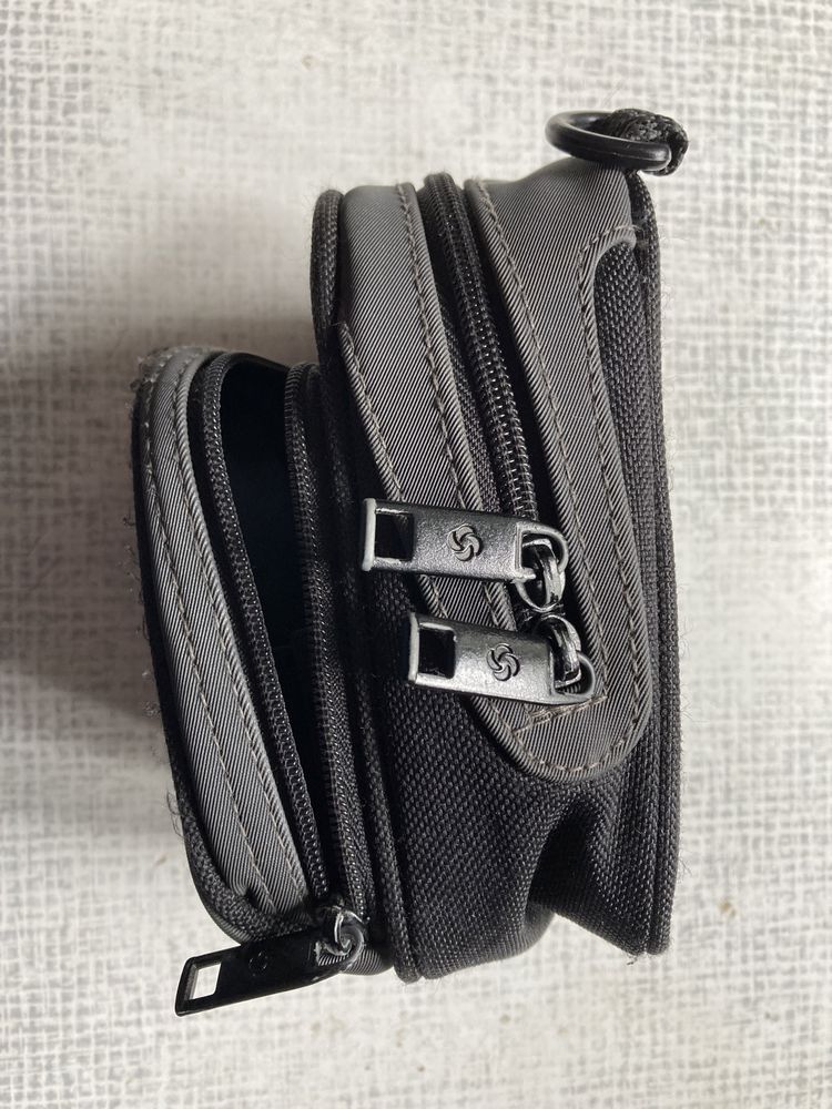 Pokrowiec/etui /torebka na aparat kompaktowy SAMSONITE Biskaya DFV 30