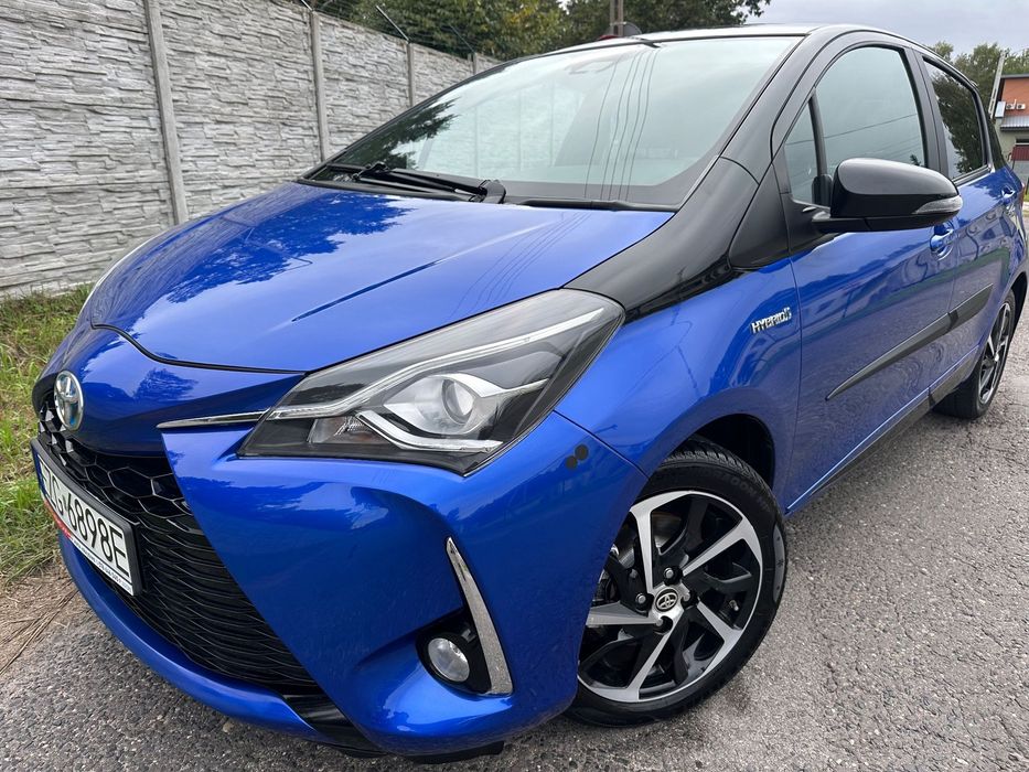 Toyota Yaris 1,5 Hybryd,Najbogatsza Wersja,Automat,Salon Polska