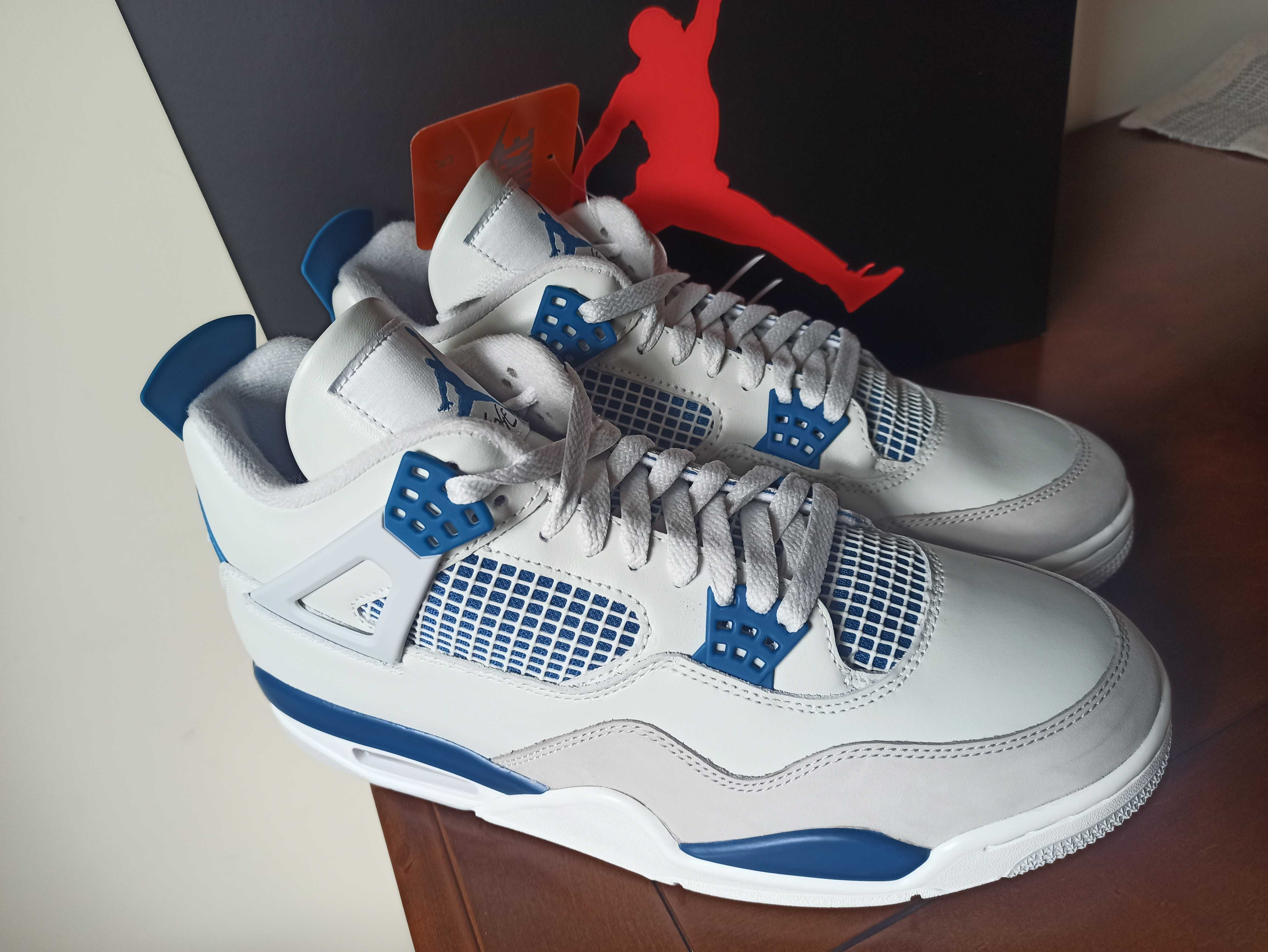 (r. 45,5 /US11,5) Nike Jordan 4 Retro Military Blue (2024) FV5029,-141