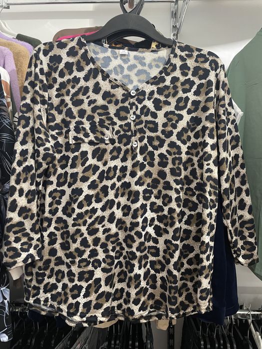 Bluzka panterka wiskoza rozmiar 54 nowa. Polska produkcja