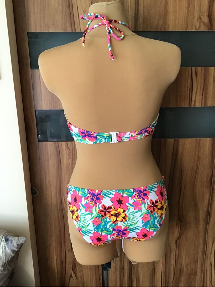 Kolorowe bikini. Primark