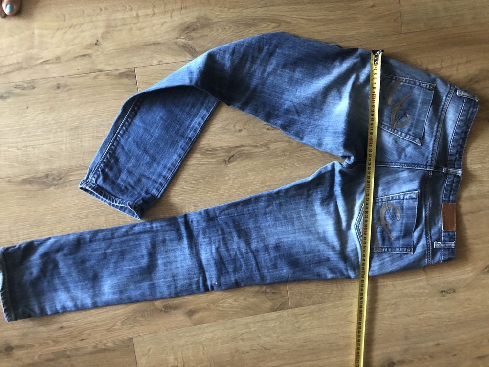 Класні жіночі джинси amisu р. M-L джинсова жилетка в подарунок