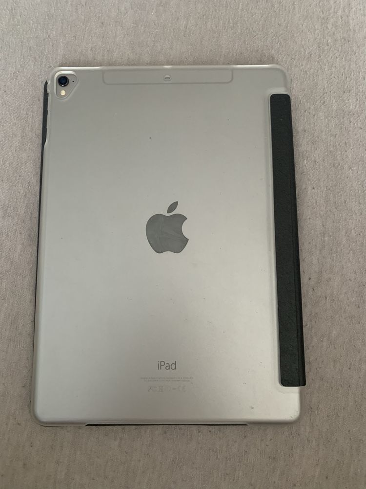 Ipad 9,7 pro Lte wifi 128g a1674