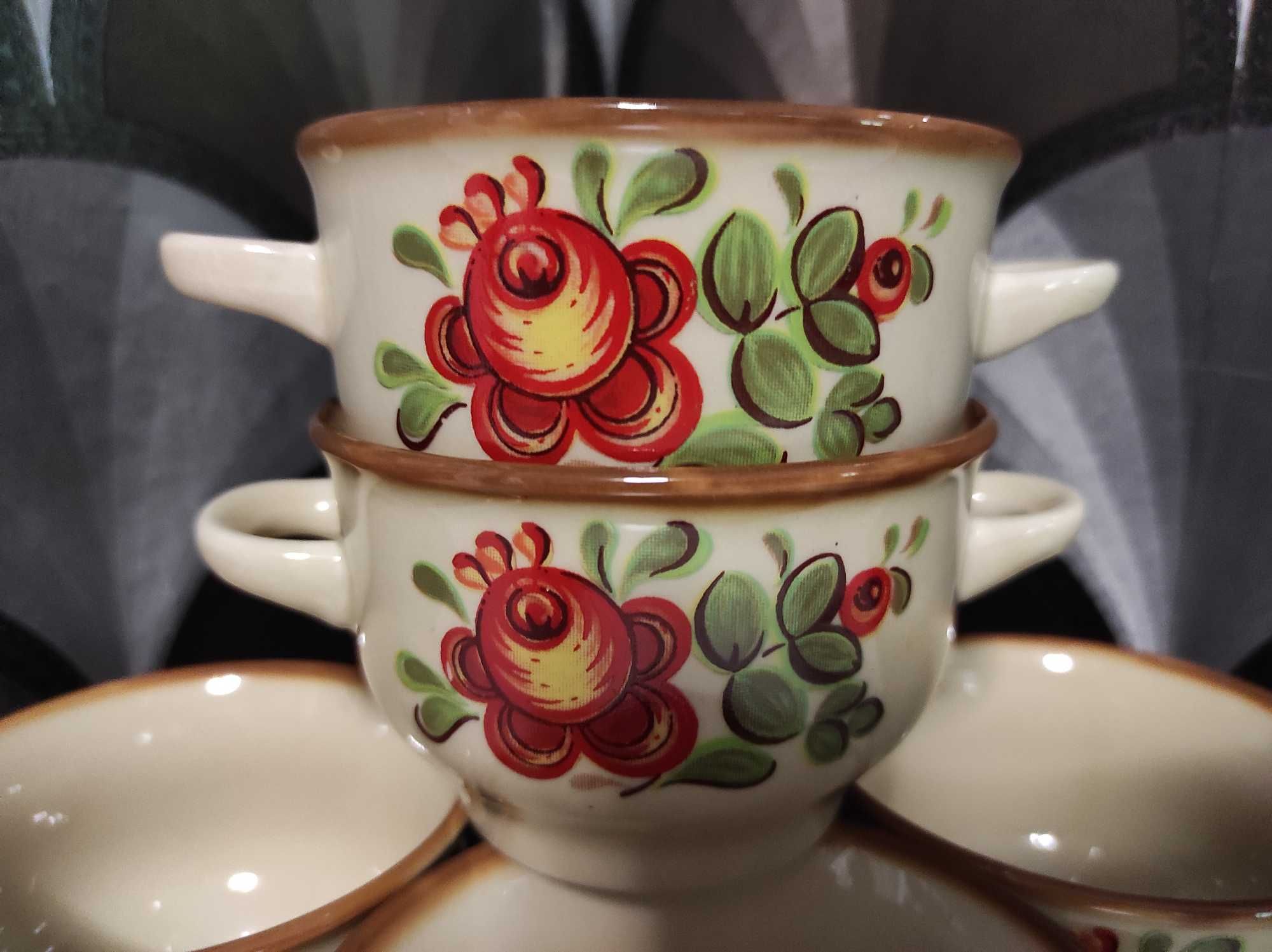 Bulionówki, dzika róża, porcelit Pruszków, Nowe