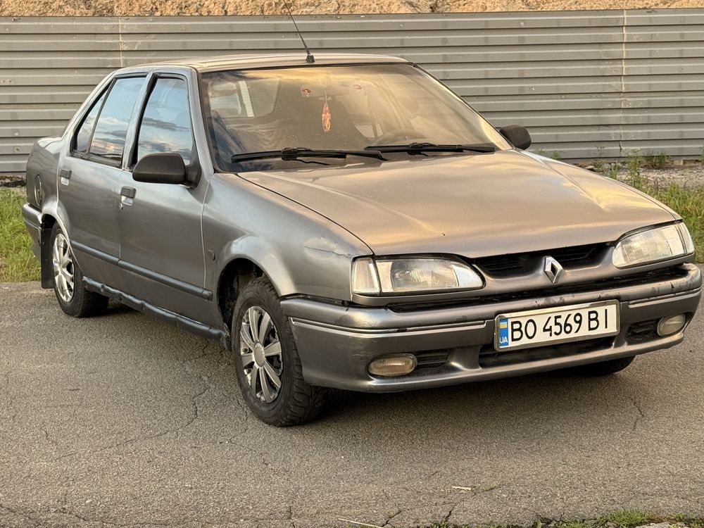Продам авто Renault 1.4газ/бенз