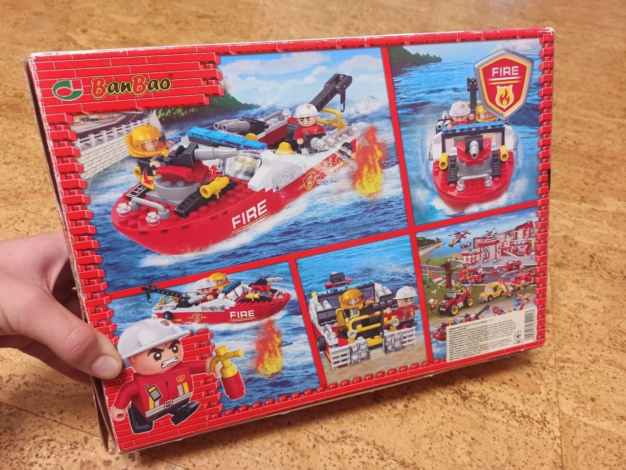 Іграшка, конструктор Пожежний човен