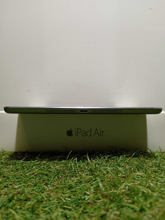 Apple iPad Air 1 (A1474/16 ГБ/Bat 100%) (3)