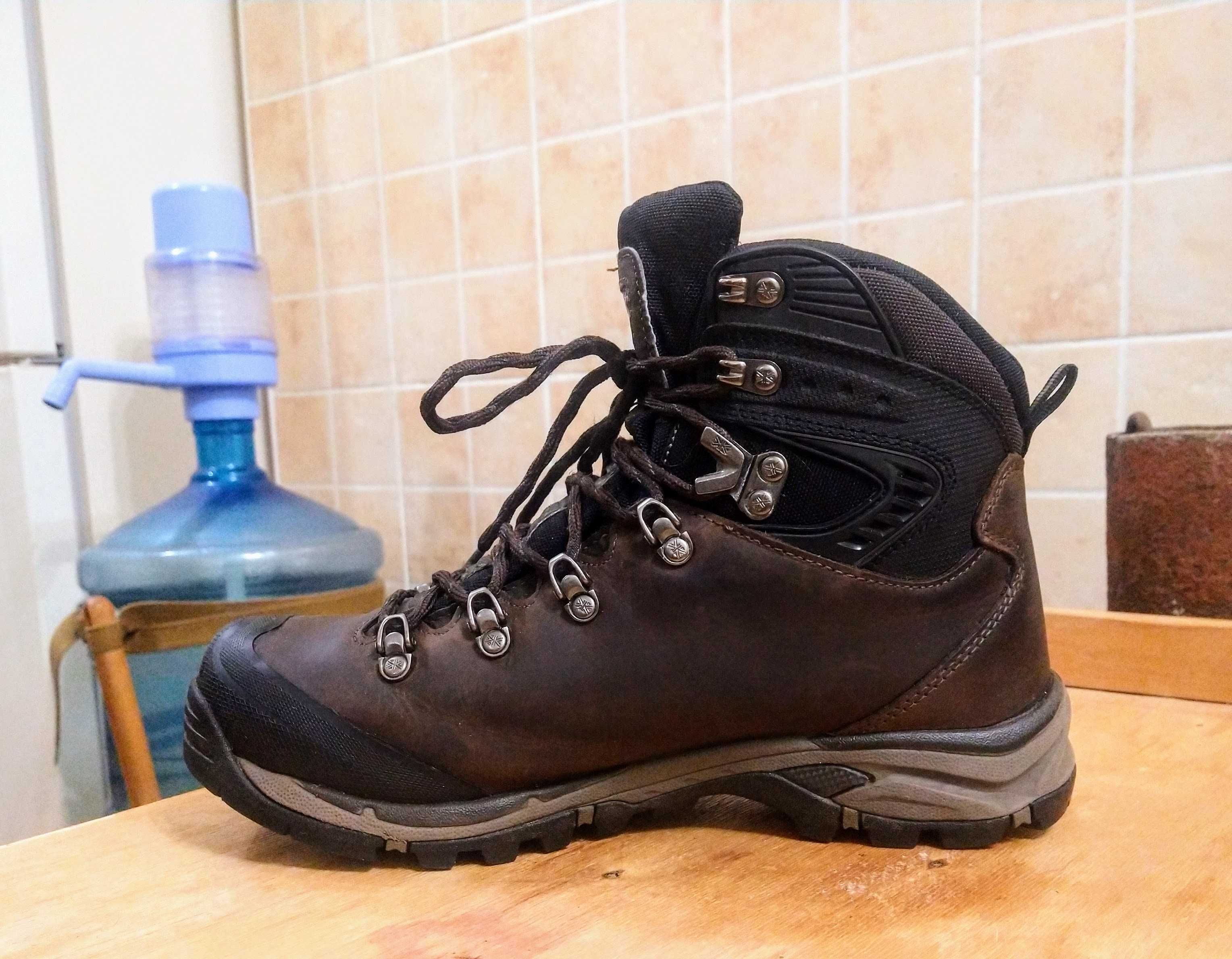 Ботинки трекинговые KARRIMOR CHEETAH. Состояние - СУПЕР! ТОРГ!!!