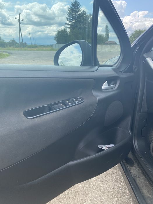 Peuheot 207 1.4 бензин