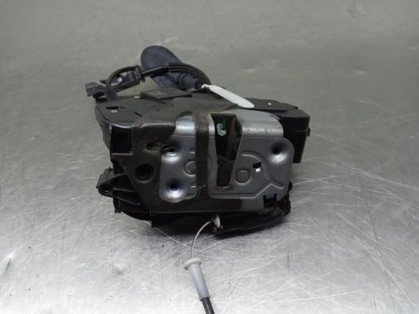 Fechadura / fecho porta frente esquerdo FORD Fiesta VI (CB1, CCN)