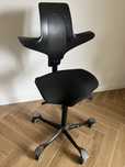 Krzesło ergonomiczne HAG Capisco