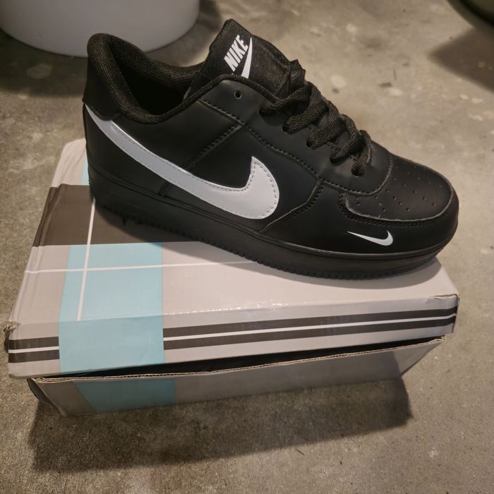 Sprzedam buty marki Nike damskie nowe rozmiar 39