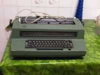máquina de escrever IBM