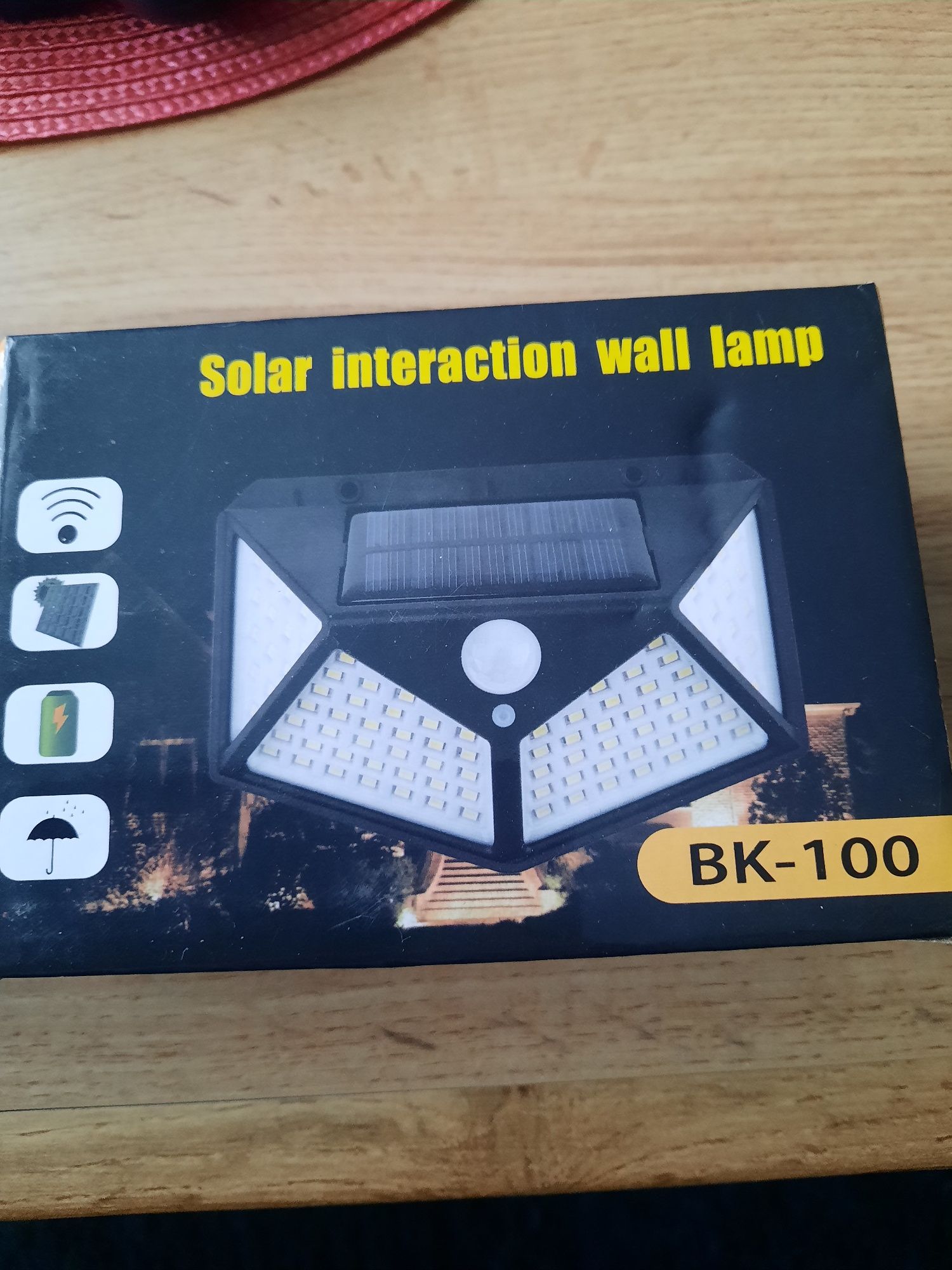 Lampa solarna 3 sztuki z czujnikiem ruchu.