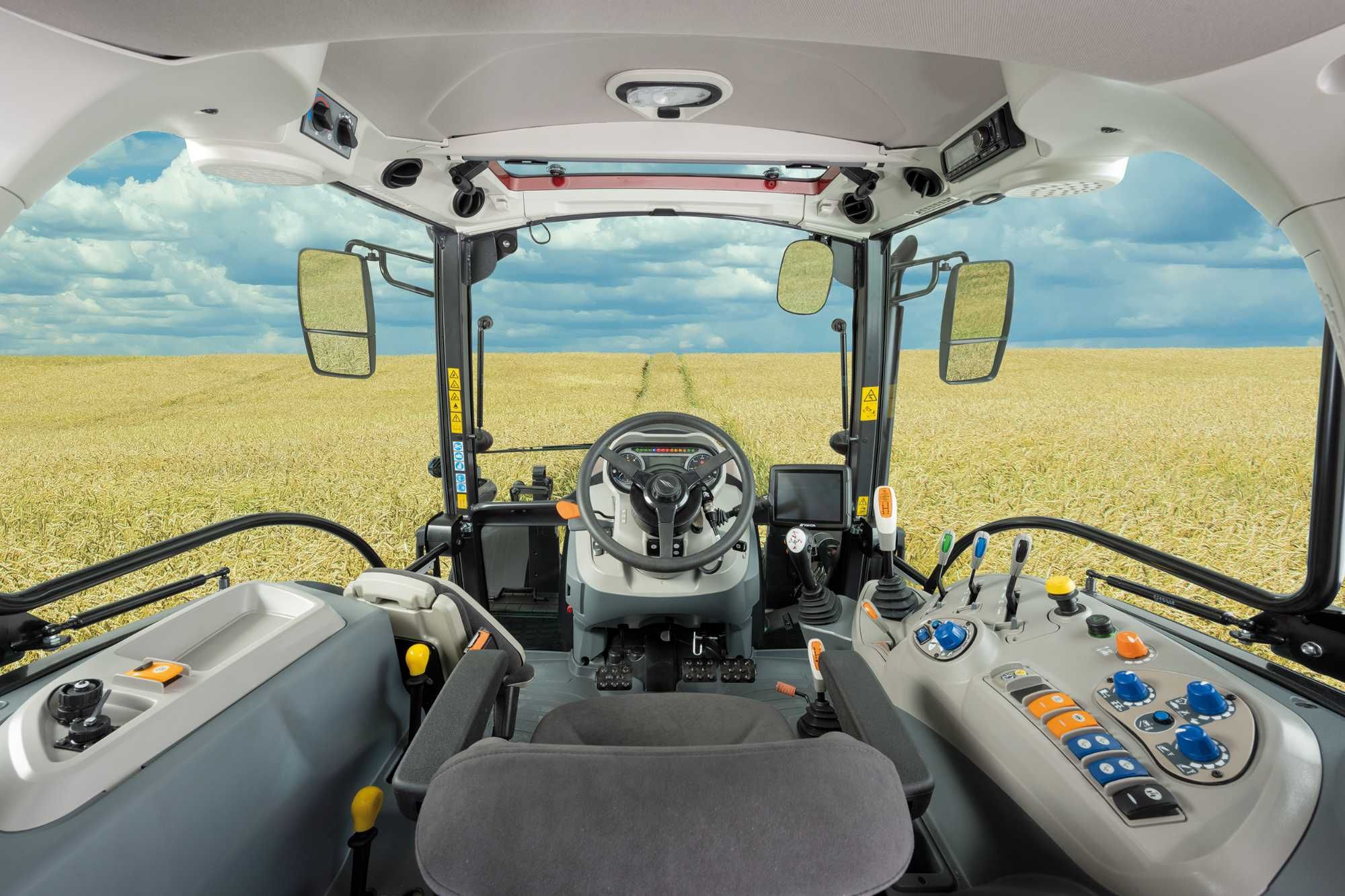 McCormick X5.120 PREMIUM 114 KM 36x12 max 40 km/h amortyzowana oś