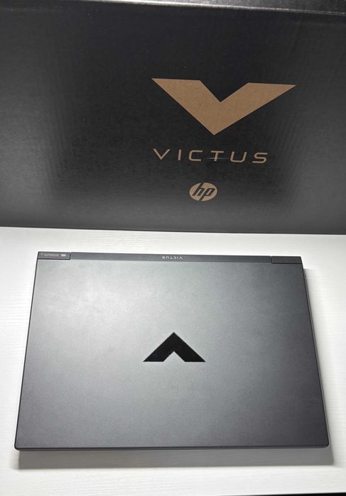Portátil Gaming HP Victus 16| i7-13700H | RTX 4060 | 16GB RAM |1TB SSD